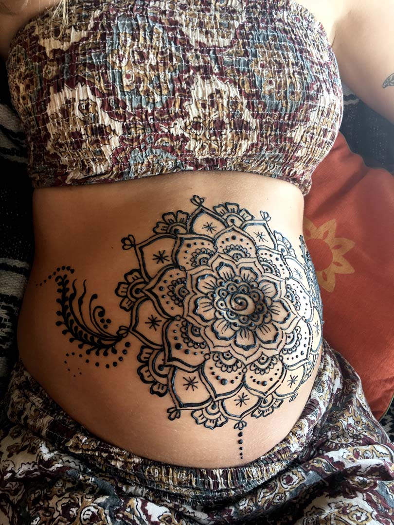 Pregnant Belly With Henna Tattoo Outdoors Stock Photo  Download Image Now   Abdomen Adult Beautiful Woman  iStock